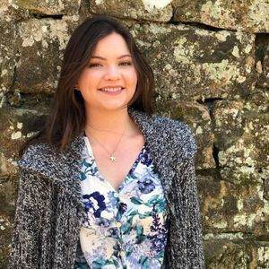 Meet your Posher, Caroline